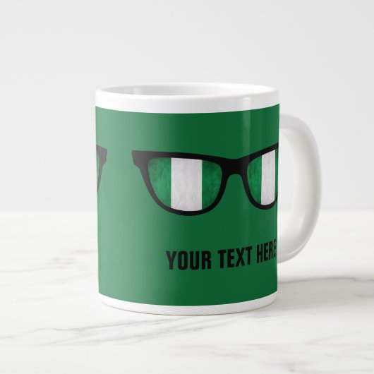 Nigeria heeft aangepaste mokken (Voorkant rechts)