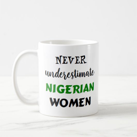 nigeriaanse mok voor koffie (Links)