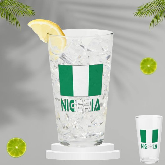 Nigeriaanse vlag en Nigeria Glas