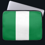 Nigeriaanse vlag laptop sleeve<br><div class="desc">Een ideaal geschenk voor al diegenen die patriottisch zijn van hun land!</div>