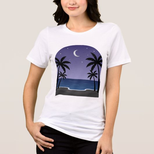 Night Beach – Moon over Waves T-Shirt (Voorkant)