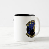 Night_Crew_Patch_copy Tweekleurige Koffiemok (Voorkant rechts)