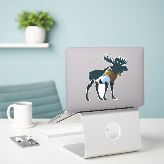 Night Forest Moose Sticker (Laptop op bureau)