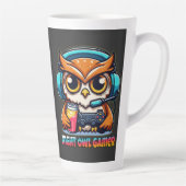 Night Owl Gamer Mascot Fun Gaming Illustration Latte Mok (Rechts)
