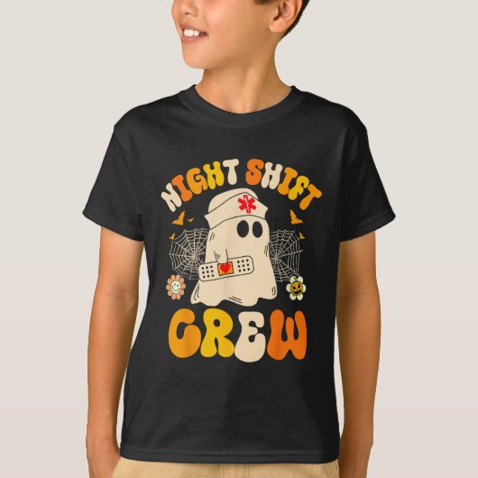 Night Shift Crew Ghost Halloween Nurse Grappig T-shirt (Voorkant)