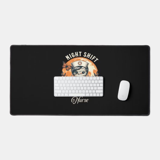 Night Shift Nurse Mummy Halloween Healthcare Flora Bureaumat (Keyboard & Muis)