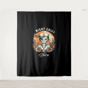 Night Shift Nurse Mummy Halloween Healthcare Flora Wandkleed