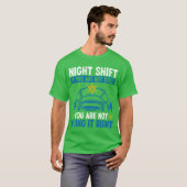 Night Shift Policeman Police Car Police Officer fr T-shirt (Voorkant volledig)