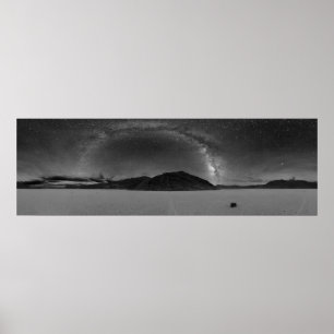 Night Sky Milky Way Panorama van Racetrack Playa Poster