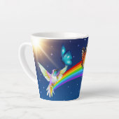 Night Sky, twee vogels, vlinders en een regenboog Latte Mok (Linkerhoek)