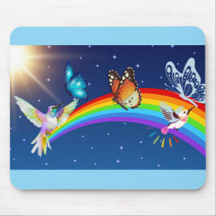 Night Sky, twee vogels, vlinders en een regenboog Muismat