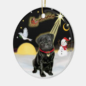 NightFlight- Zwarte Pug (#13) Keramisch Ornament (Links)