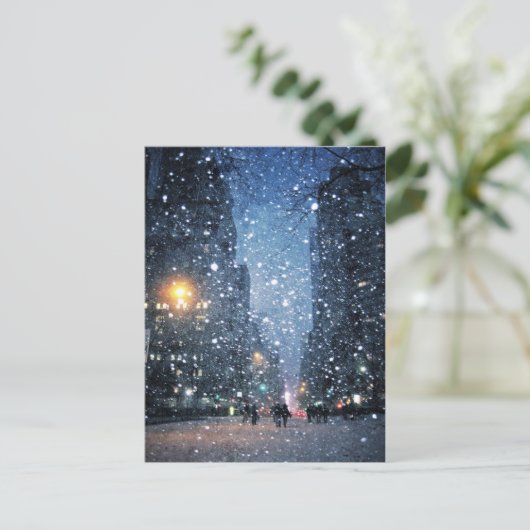 Nighttime City Snowfall Briefkaart (Staand voorkant)