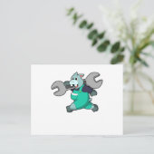 Nijlpaard als Mechanicien met sleutel Briefkaart (Staand voorkant)