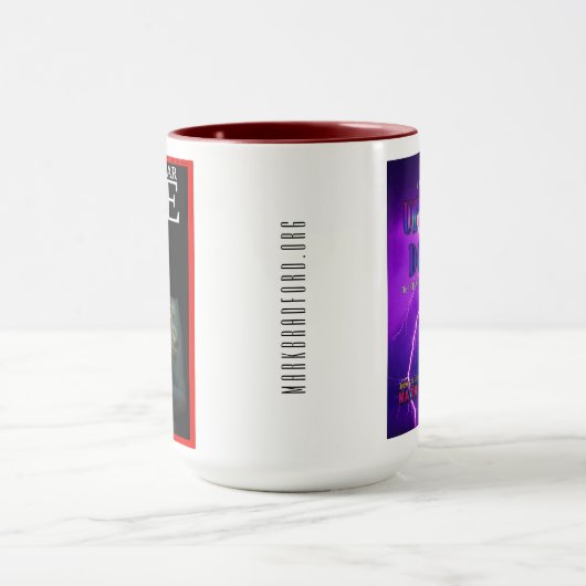 Nik Tesic Peron of the Year, 2049 - Omhoog Mok (Midden)