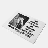 Nikola Tesla heeft het kosmische radioapparaat gem Deurmat (Schuin)