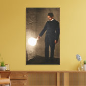 Nikola Tesla met een gloeilamp Canvas Afdruk (Insitu (Woonkamer))