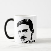 Nikola Tesla Portrait Mok (Links)