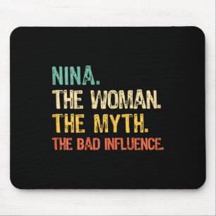 Nina de vrouw De mythe De invloed van de D Funny R Muismat