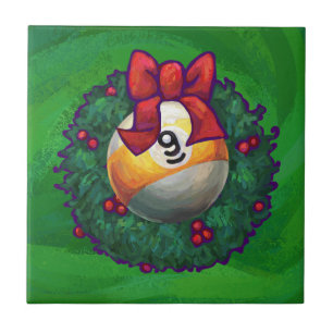 Nine Ball in Wreath on Green Tegeltje