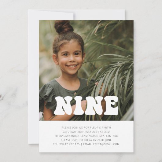 Nine - Groovy Foto Verjaardag Uitnodiging (Voorkant)