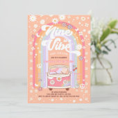 Nine is een Vibe Daisy Groovy Van 9th Birthday Kaart (Staand voorkant)