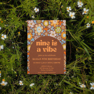 Nine is een Vibe Retro Groovy Flowers 9e Verjaarda Kaart