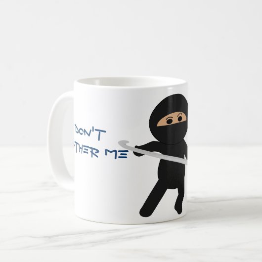Ninja met de Mok van Crochet Hook (Voorkant links)