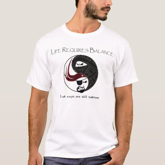 Ninja Pirate Balance T-shirt (Voorkant)