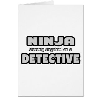 Ninja slim vermomd als detective
