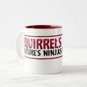 Ninja Squirrel Mok (Voorkant links)