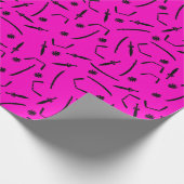 Ninja Sword en Throwing Stars Pattern Black Pink Cadeaupapier (Hoek)