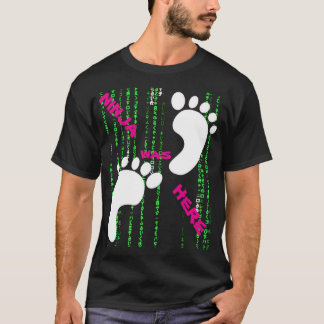 NINJA WAS HERE 1X001 RODE MATRIX ZWART DOOR SAMURA T-SHIRT