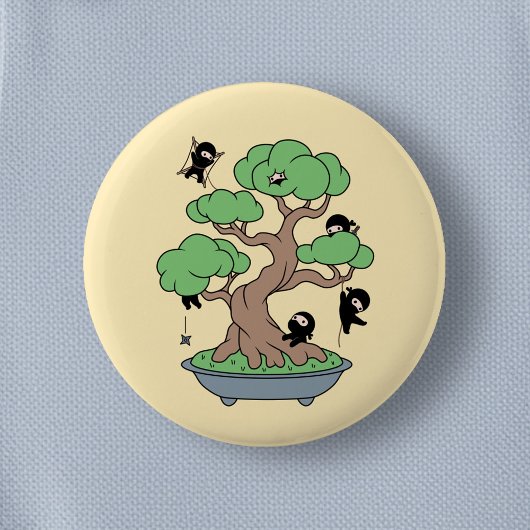 Ninjas in Bonsai Tree on Yellow Ronde Button 5,7 Cm