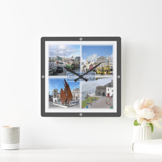 NIR004 GALWAY, Ierland, Vierkante Klok (Huis)