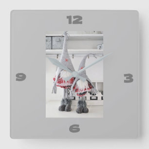 **NISH GNOME CHRISTMAS BESTUREN** KLOOK VIERKANTE KLOK