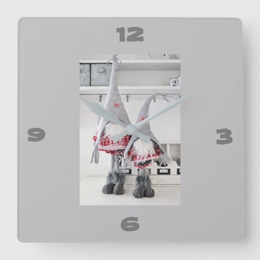 **NISH GNOME CHRISTMAS BESTUREN** KLOOK VIERKANTE KLOK (Voorkant)