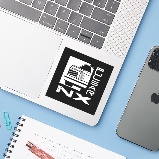 Nissan Pulsar NX Sticker (Laptop met iPhone)