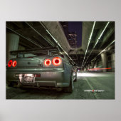 Nissan Skyline GT-R34 in het centrum van Los Angel Poster (Voorkant)