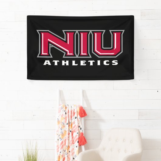 NIU Athletics Spandoek (Insitu)