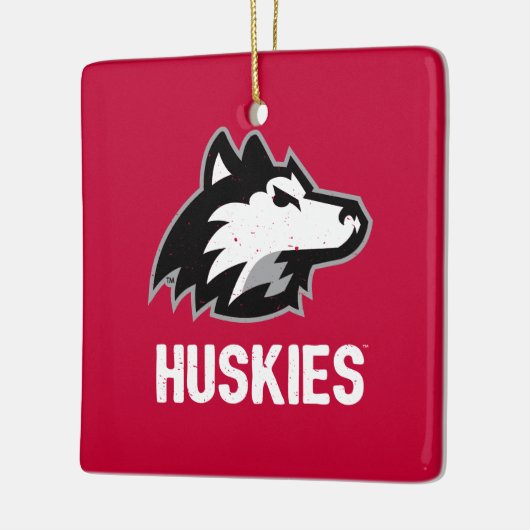 NIU Huskies Distress Keramisch Ornament (Links)