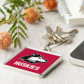 NIU Huskies Distress Sleutelhanger (Zijkant)