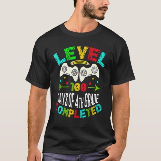 Niveau 100 dagen met vierde klas afgerond elementa t-shirt (Voorkant)