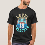 Niveau 18 ontgrendelde 18e videoband Birthday Boy  T-shirt<br><div class="desc">Niveau 18 ontgrendelde 18e videoband Birthday Boy Mannen Son Teen.</div>