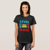 Niveau 2e klas ontgrendeld terug naar school eerst t-shirt (Voorkant volledig)