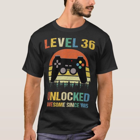 Niveau 36 Onvergrendelde Geweldige 1985 36e verjaa T-shirt (Voorkant)