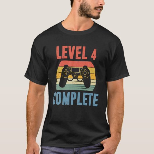 Niveau 4 Complete Gamer Funny 4 jaar bruiloft Anni T-shirt (Voorkant)