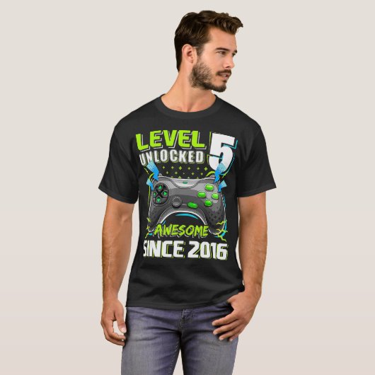 Niveau 5 Geweldige 2016 ontgrendeld videogame 5th  T-shirt (Voorkant volledig)