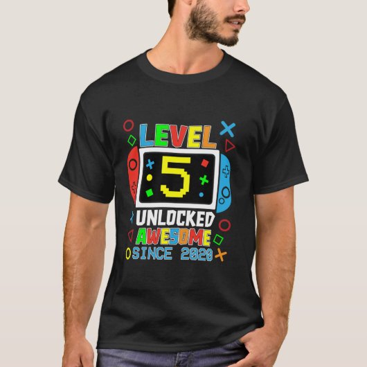 Niveau 5 ontgrendeld Geweldige sinds 2020 videogam T-shirt (Voorkant)