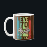 Niveau 70 onvergrendelde videogamer 70th Birthday- Koffiemok<br><div class="desc">Niveau 70 ontgrendelde videoband 70th Birthday Gifts Gift. Perfect gift voor je vader,  moeder,  papa,  mannen,  vrouwen,  vriend en familieleden op de dag van de Thanksgiving,  kerstdag,  Moederdag,  vaderdag,  4 juli,  1776 Onafhankelijke dag,  Veteranendag,  Halloween Dag,  Patrick's Day</div>